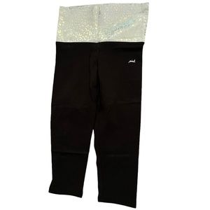 NWOT Victoria’s Secret PINK Capri small leggings, leopard print metallic band